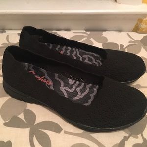 Skechers Air Cooled Memory Textured Fabric Slip On